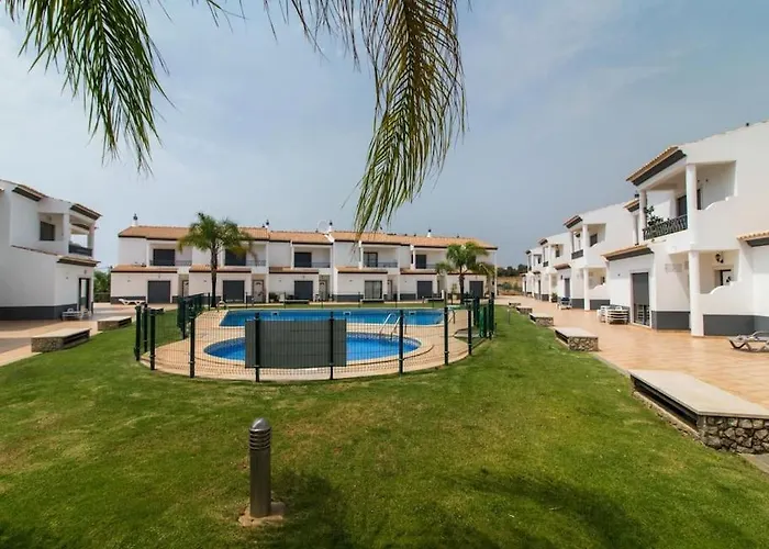 Magnolia O House By Ici Algarve Αλμπουφέιρα