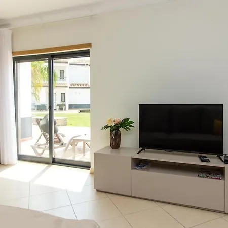 Magnolia O House - Pool View & Privat Garden & Garage Villa *