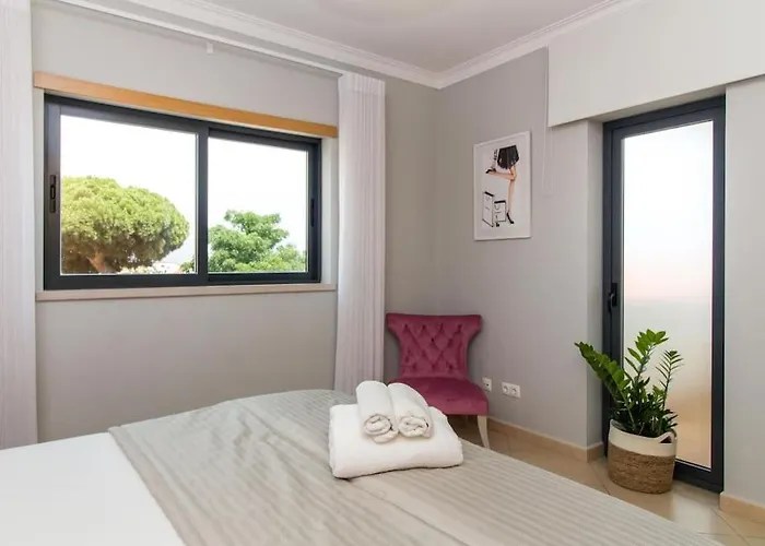 Magnolia O House By Ici Algarve アルブフェイラ